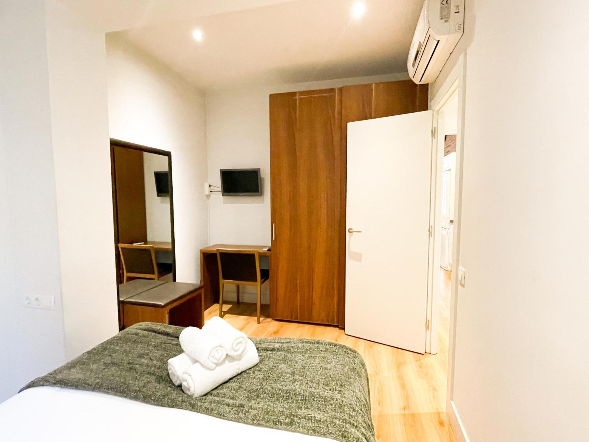 Apartment Boutique Pare Lainez